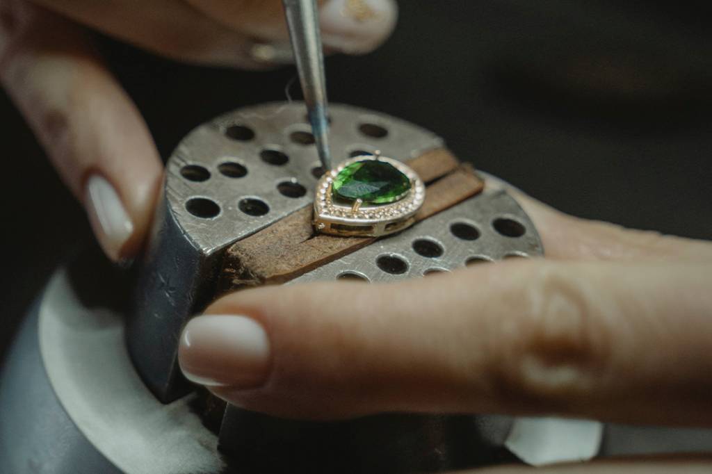 Quais são as marcas de joias mais procuradas na internet? Confira!