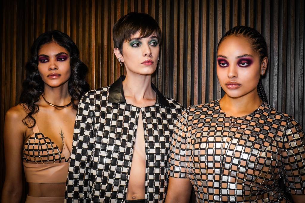 Produtos de beleza que vale investir, segundo os maquiadores da SPFW