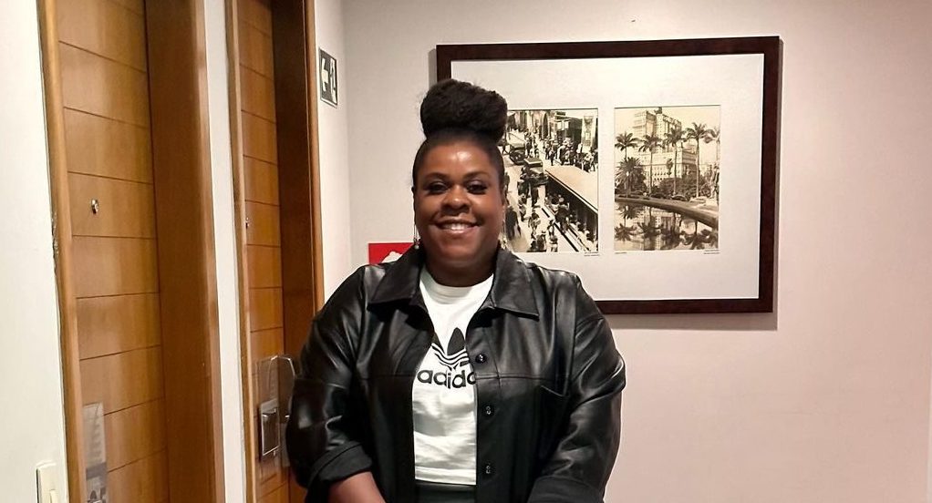 RJ deve pagar R$ 80 mil a Cacau Protásio por ataques racistas de 2019