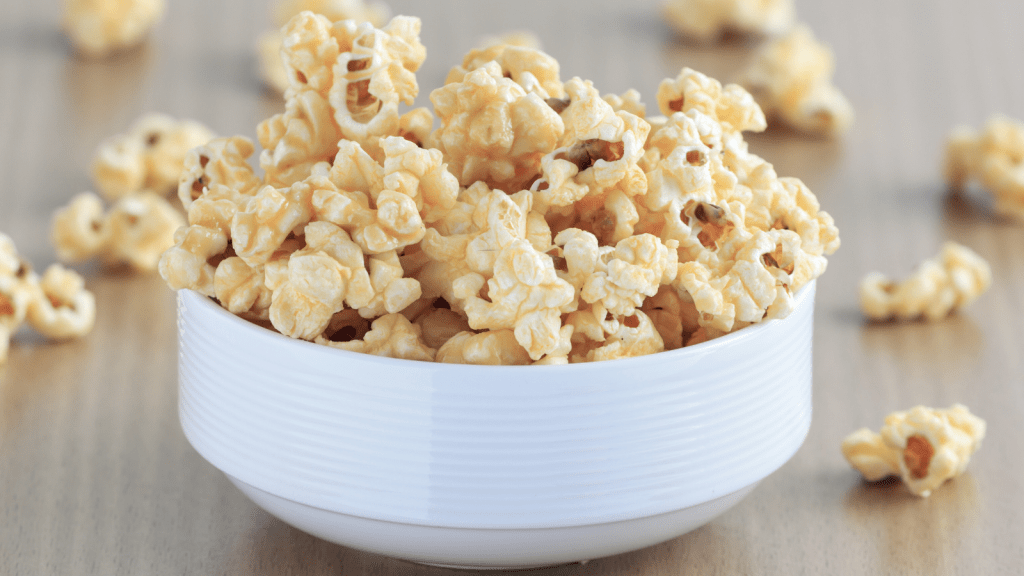 Receita de pipoca doce fácil com água e óleo