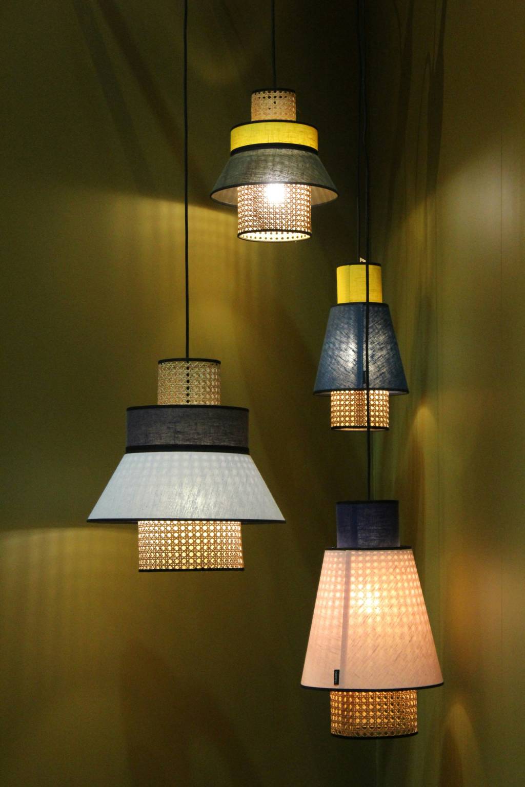 como-usar-luminarias-pendentes Como iluminar a casa com pendentes