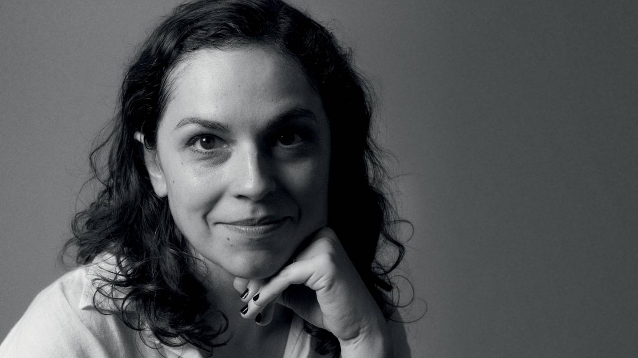 vanessa barabara lança "Três Camadas de Noite"