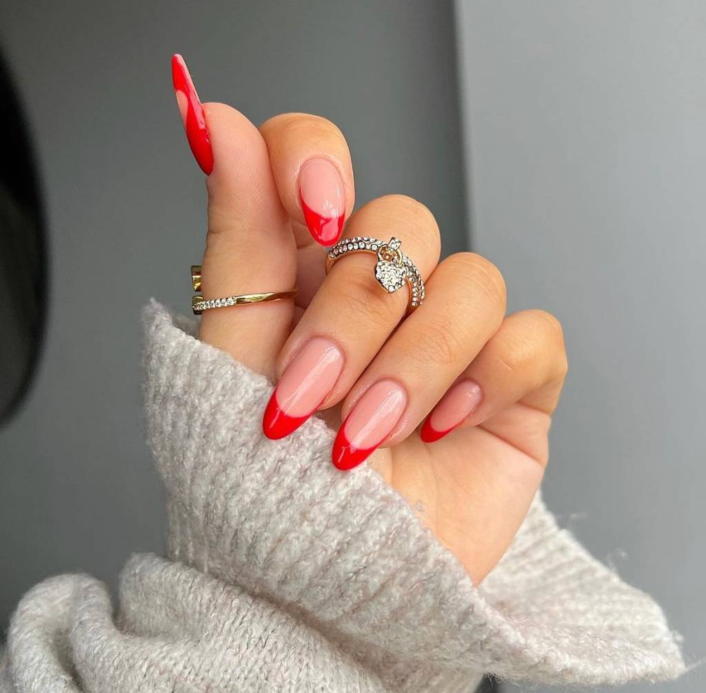 unhas vermelhas e elegantes