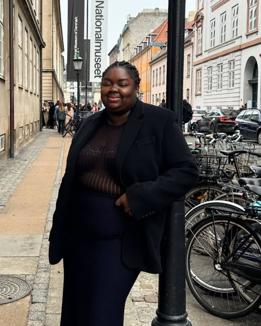 look-plus-size-com-transparencia-para-inverno Looks com transparência para mulher plus size