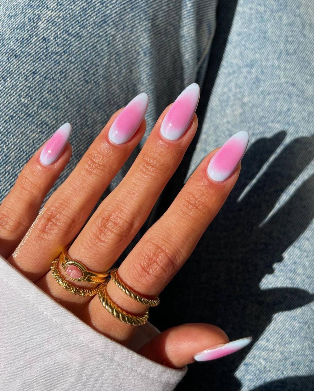 unha-delicada-elegante Unhas elegantes e claras