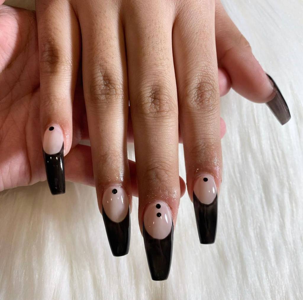 inspirações-unhas-pretas-decoradas-francesinha-longa inspirações-unhas-pretas-decoradas-francesinha-longa