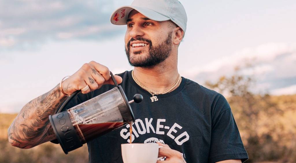 Ítalo Ferreira fala da paixão por café e marca própria de grãos especiais