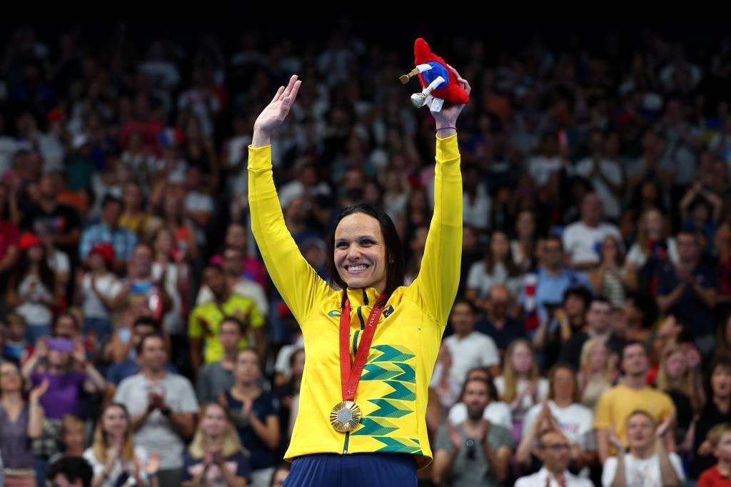 Carol Santiago bate recorde das Américas e conquista ouro nos 100m costas das Paralimpíadas