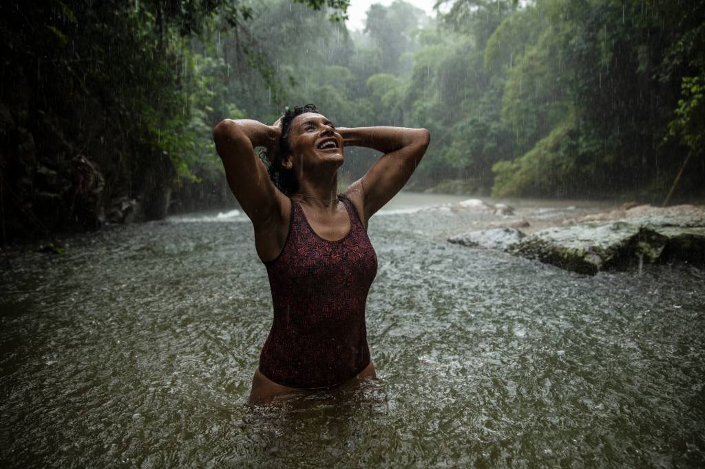 Dira Paes: “A palavra da mulher aos 50 anos é liberdade”