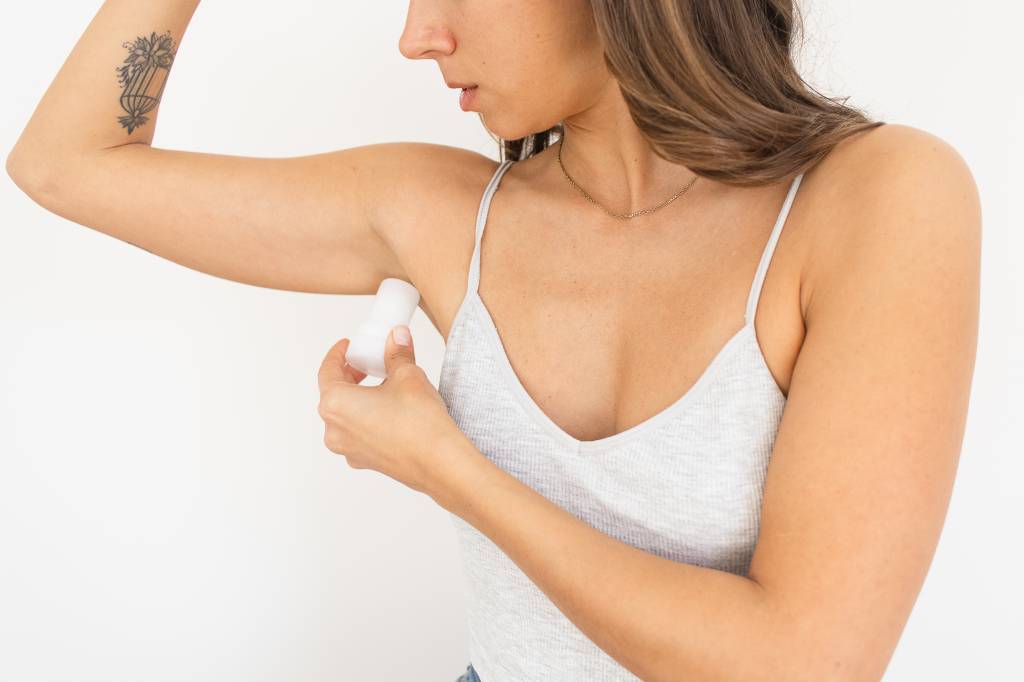 Testamos! Conheça os melhores desodorantes em cristal de 2024