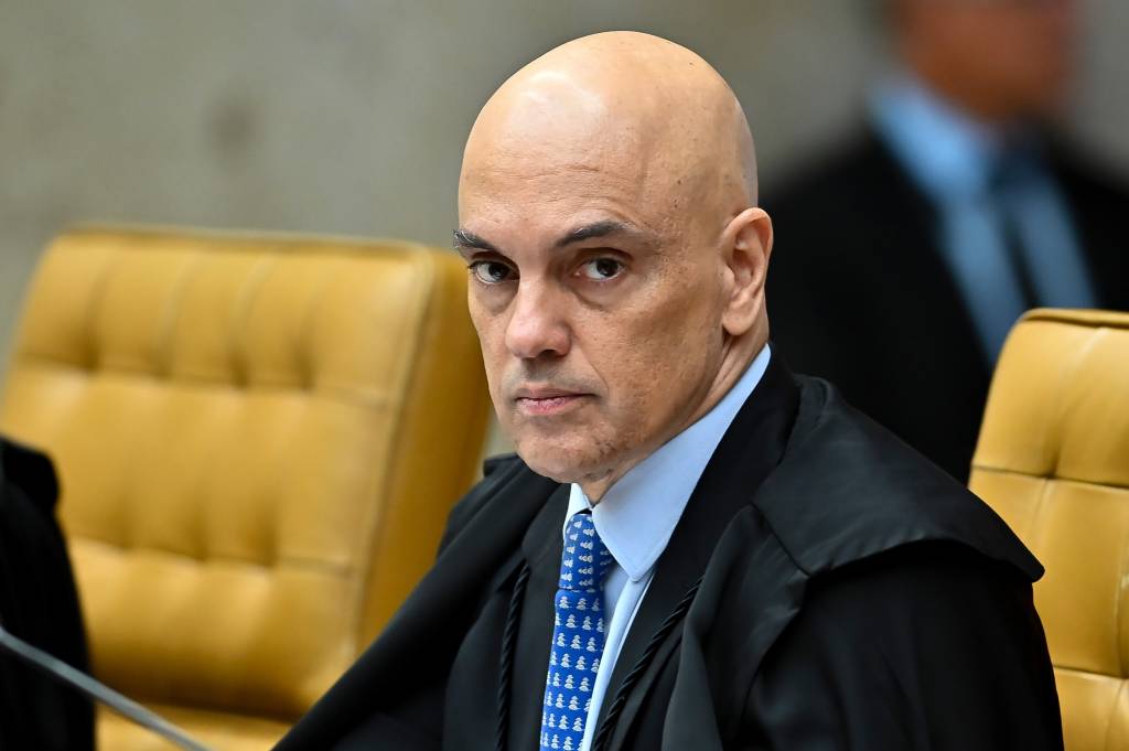 Moraes libera volta do X, antigo Twitter, no Brasil