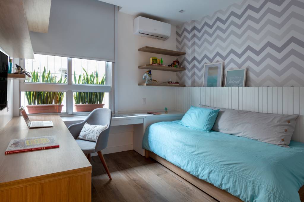 quarto-para-adolescente-cama-baixa Inspirações de quartos com cama baixa