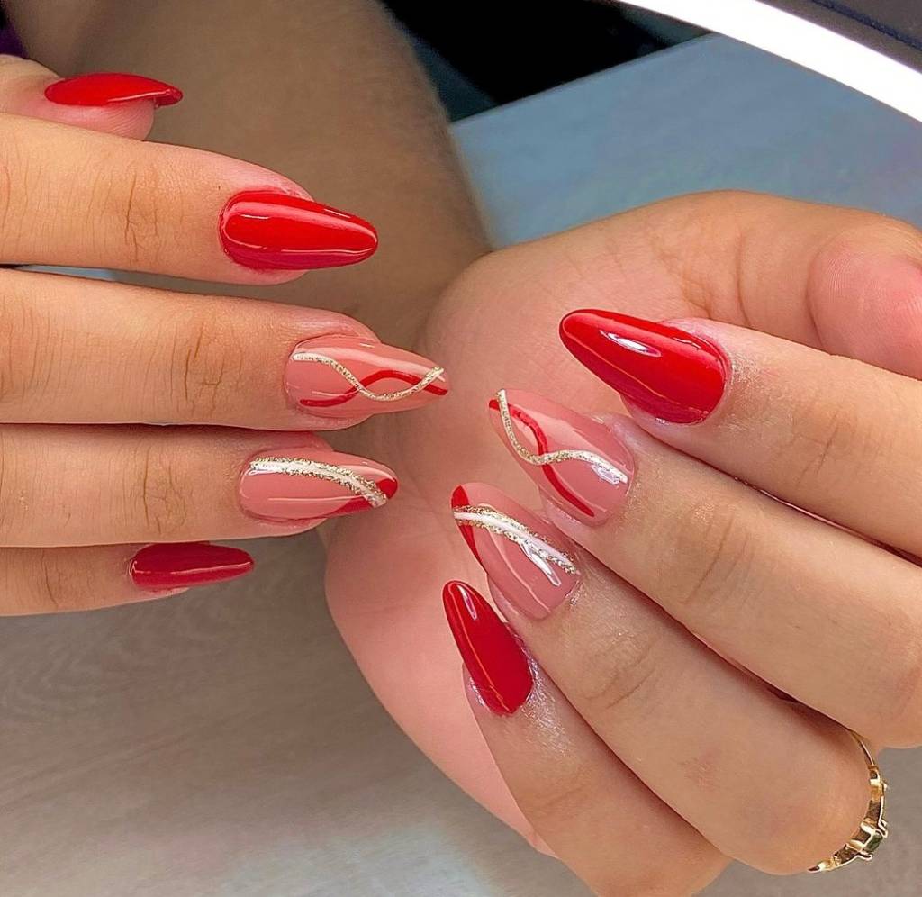 unhas-vermelhas-natalinas Inspirações de unha para passar o Natal