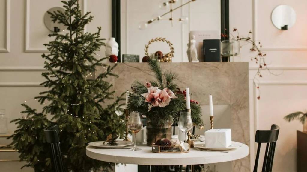 8 velas para elevar a sua decoração de Natal