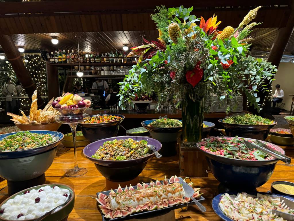 buffet_praça-sao-lourenco Restaurantes para celebrar o aniversário de São Paulo