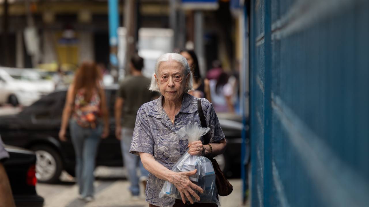 Fernanda Montenegro retorna às telas com Vitória, novo filme dirigido por Andrucha Waddington
