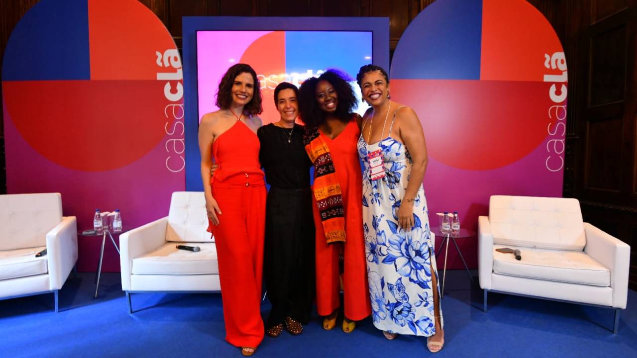 “Uma mulher saudável é um perigo para a sociedade", diz Noéle Gomes