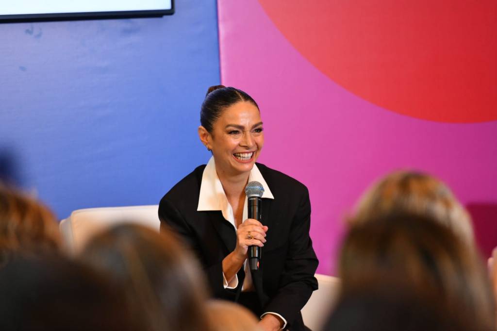 Claudia Ohana: “Só quem está vivo envelhece”