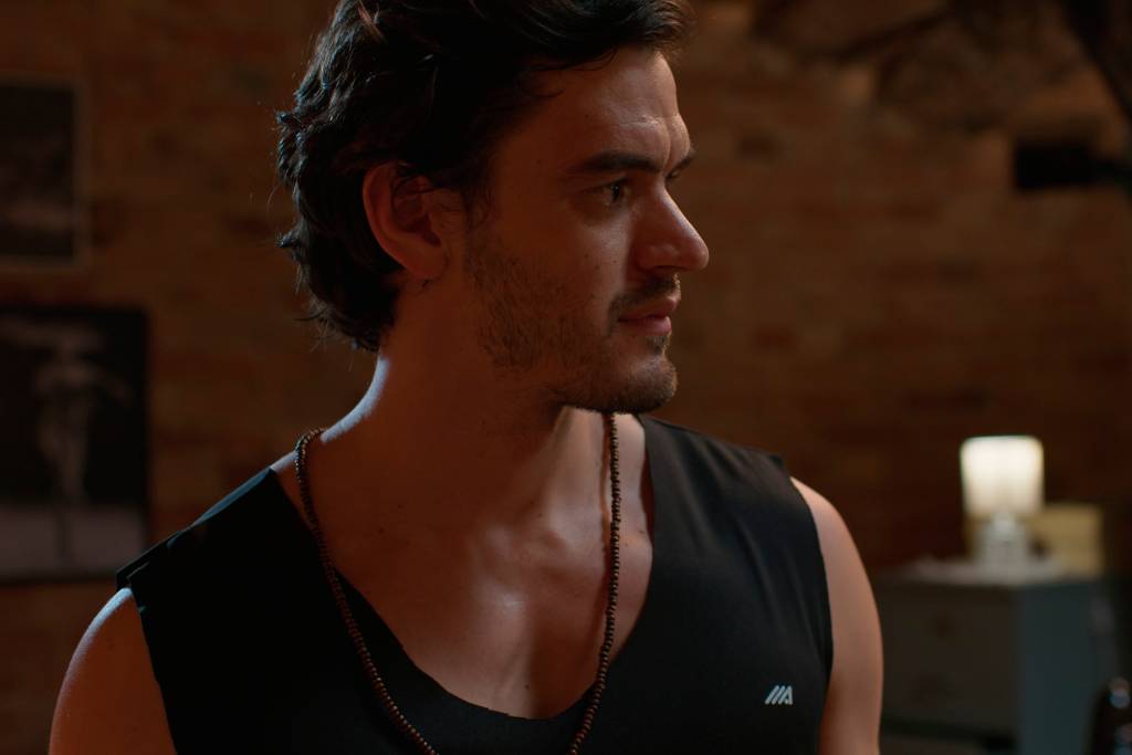 beleza-fatal-javier-santiago-acosta Santiago Acosta é o professor de dança Javier na novela Beleza Fatal