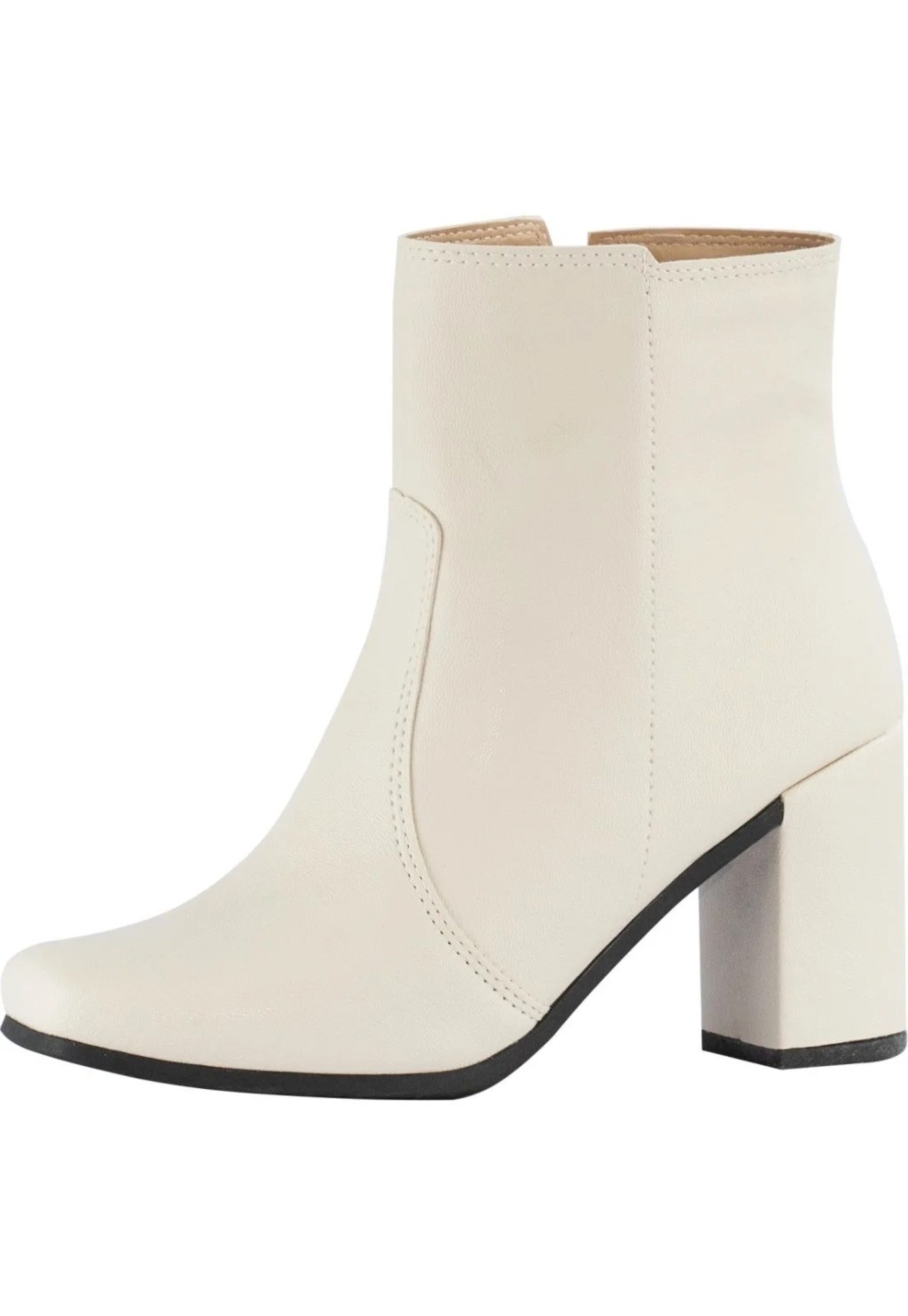Bota branca de cano baixo