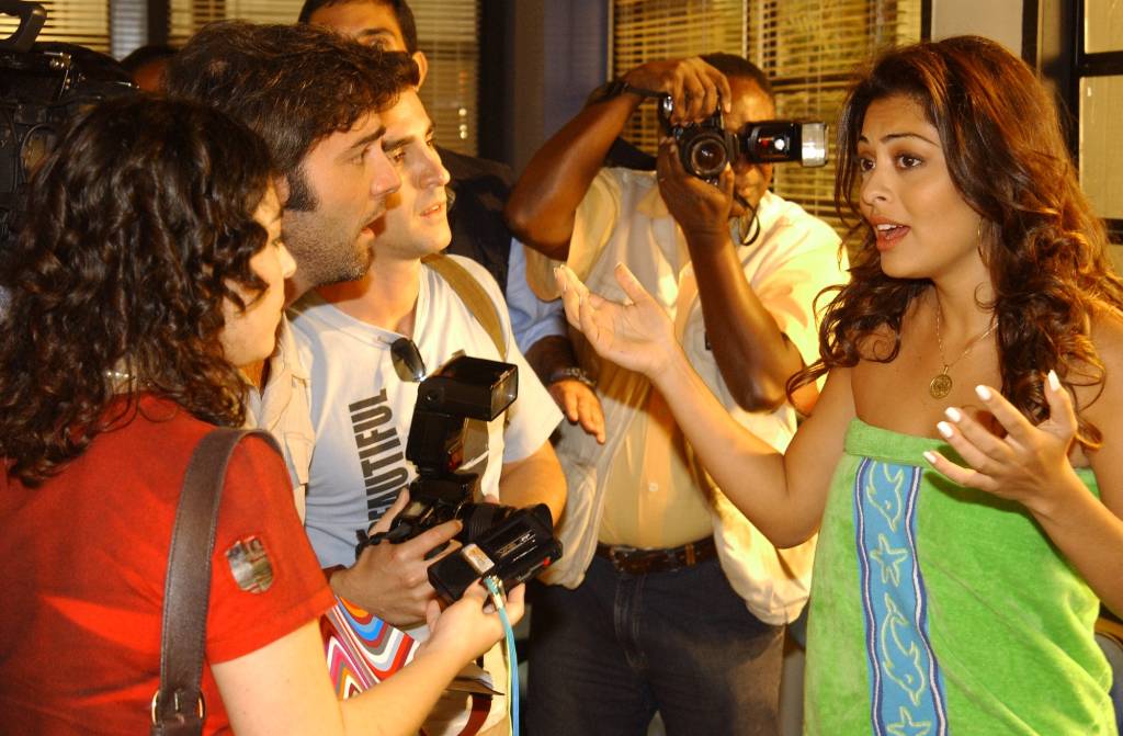 celebridade-jacqueline-joy Jacqueline Joy (Juliana Paes) fica nua para chamar a atenção em