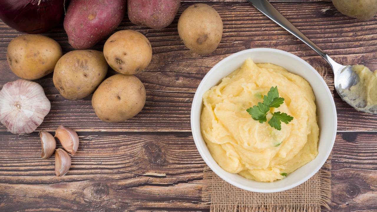 Como fazer purê de batatas sem grumos