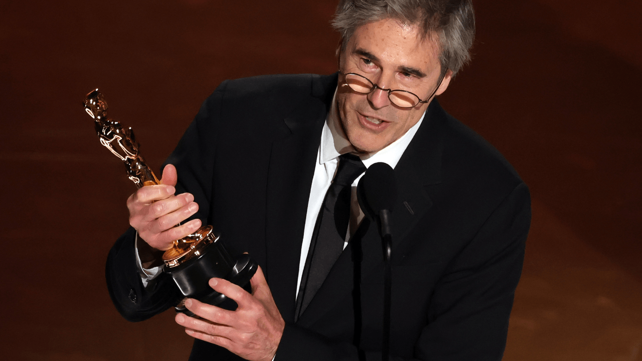 Walter Salles com o seu Oscar de Melhor Filme Internacional.