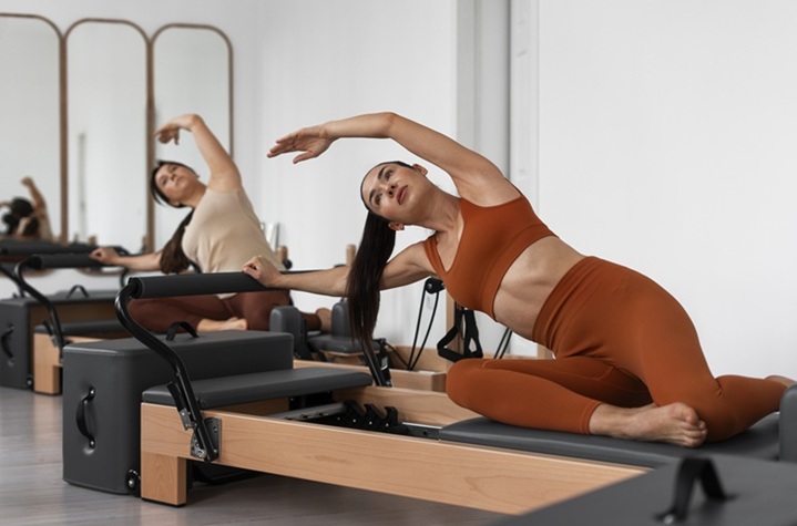 Pilates emagrece? Conheça os melhores exercícios para perder calorias