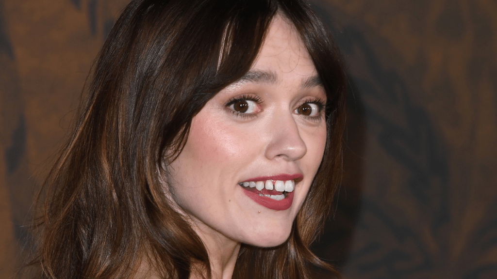 A atriz Aimee Lou Wood