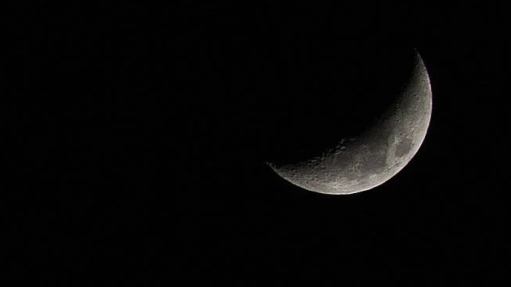 lua-crescente A lua cresecente é para quem gosta que o cabelo cresça rápido