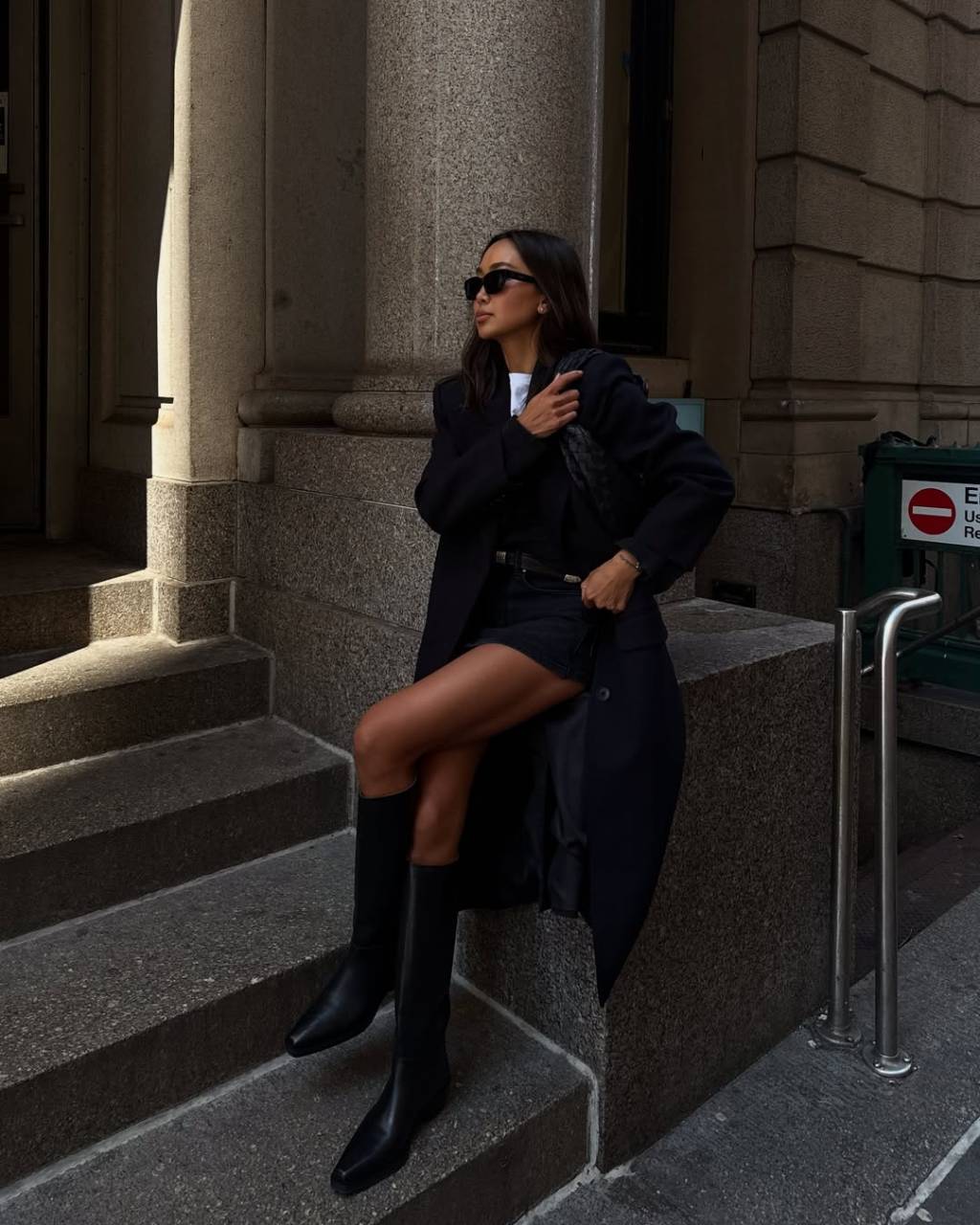 look-com-trico-e-saia Visual com tricô e saia é moderno