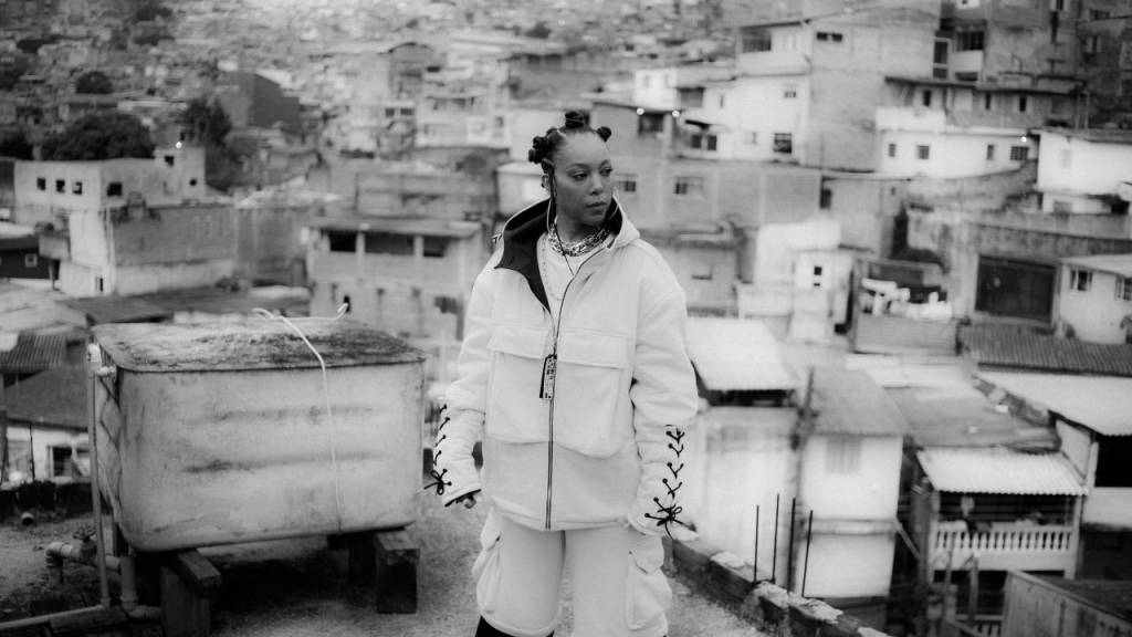 Por onde andou Negra Li? Cantora revela tudo sobre seu novo trabalho após 7 anos