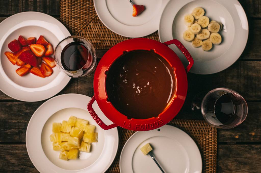 Fondue No restaurante do hotel Fasano, no bairro Jardins, você encontra um ambiente sofisticado para ir com amigos