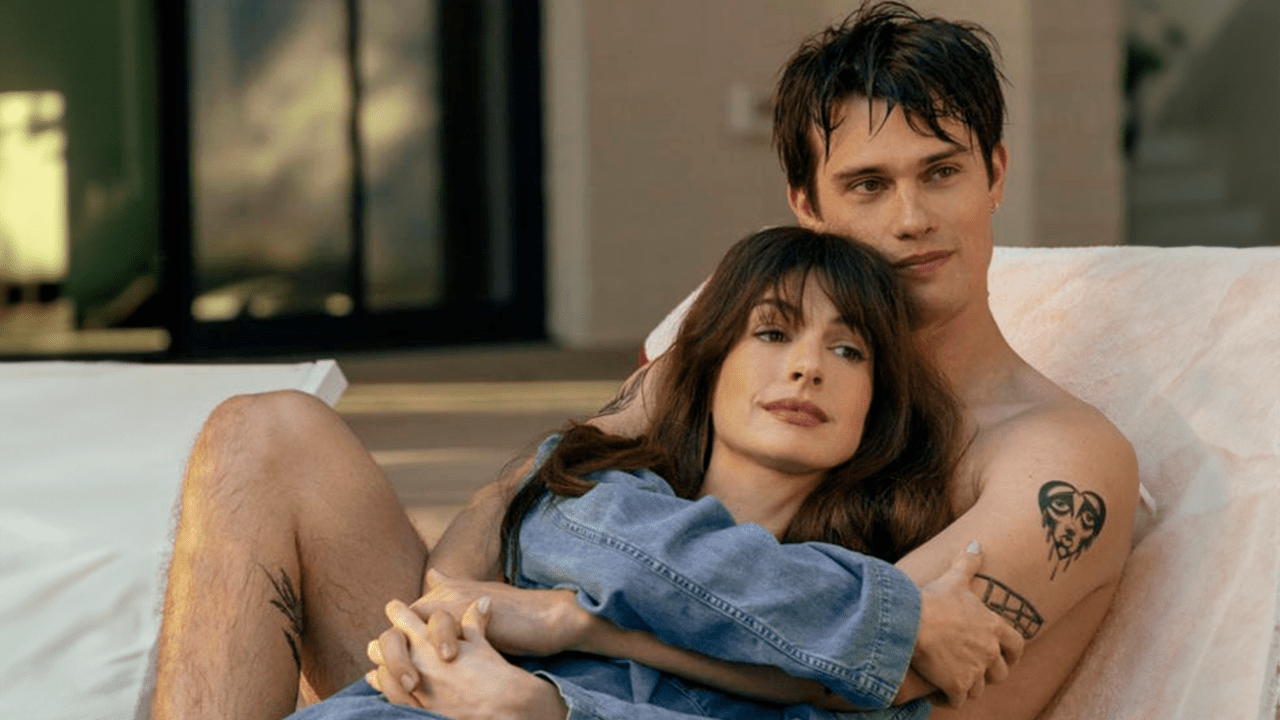A comédia romântica com Anne Hathaway é aconchegante para assistir a dois