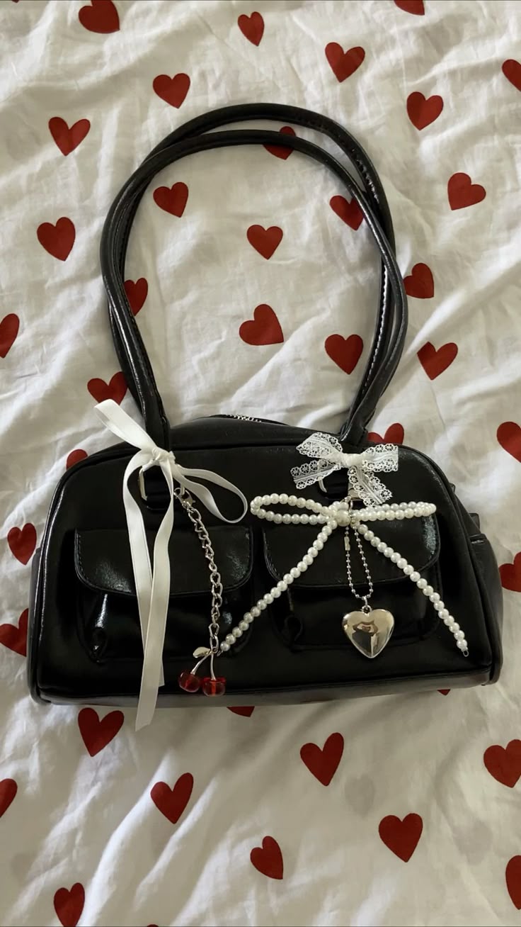 La&ccedil;os s&atilde;o fofos e rom&acirc;nticos para personalizar