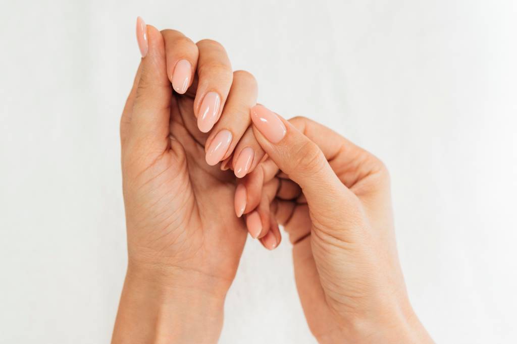 5 nail tints lindos e baratinhos que você precisa testar já!