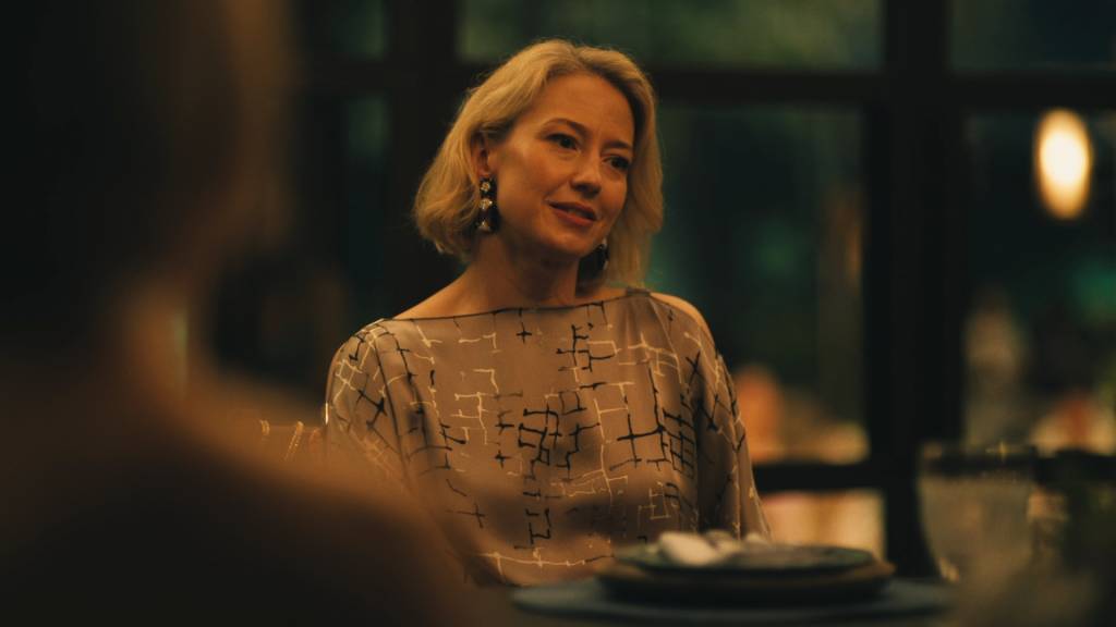 Carrie Coon: conheça a atriz favorita ao Emmy de 2025