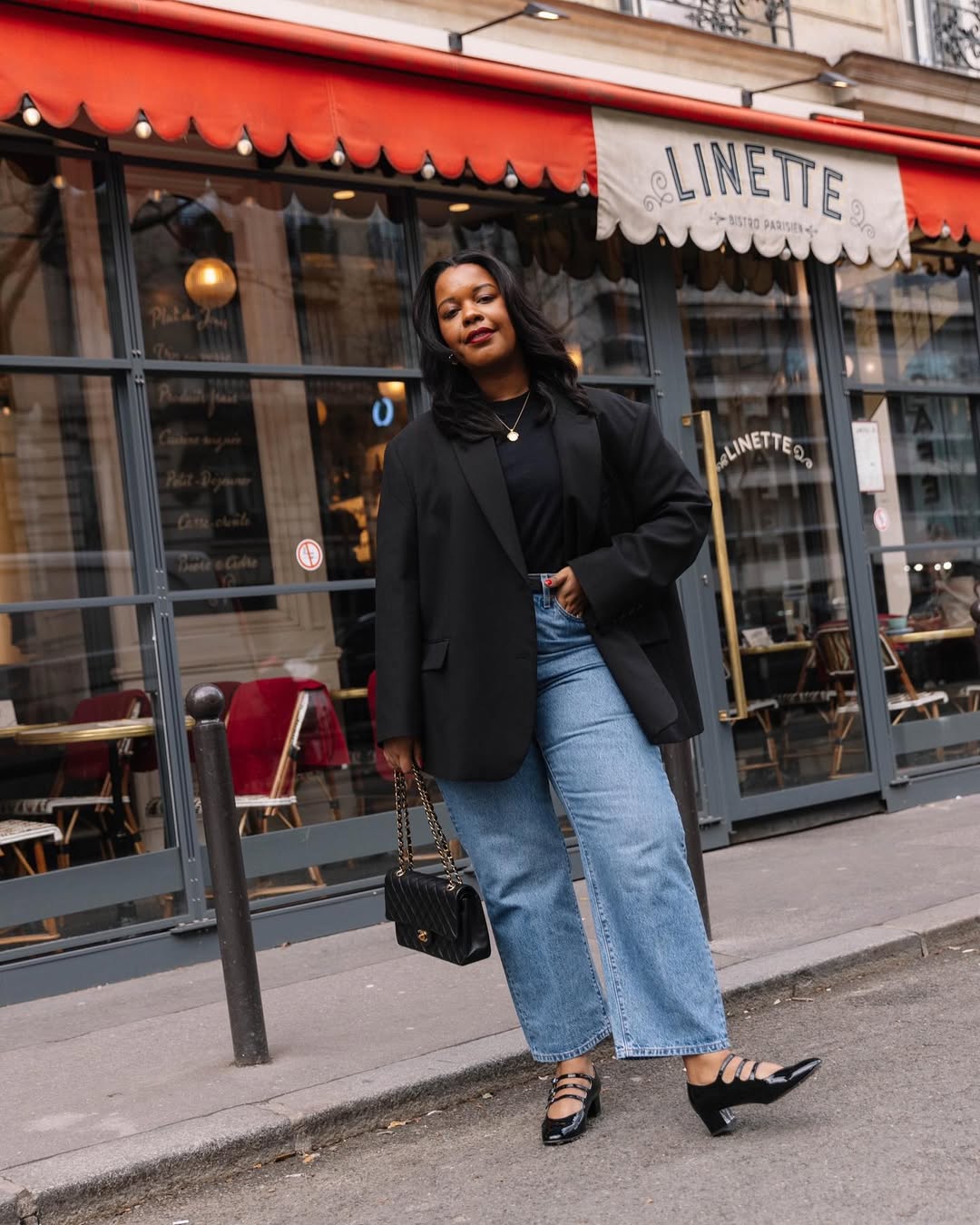 Look elegante para mulheres com corpo midsize usarem no trabalho