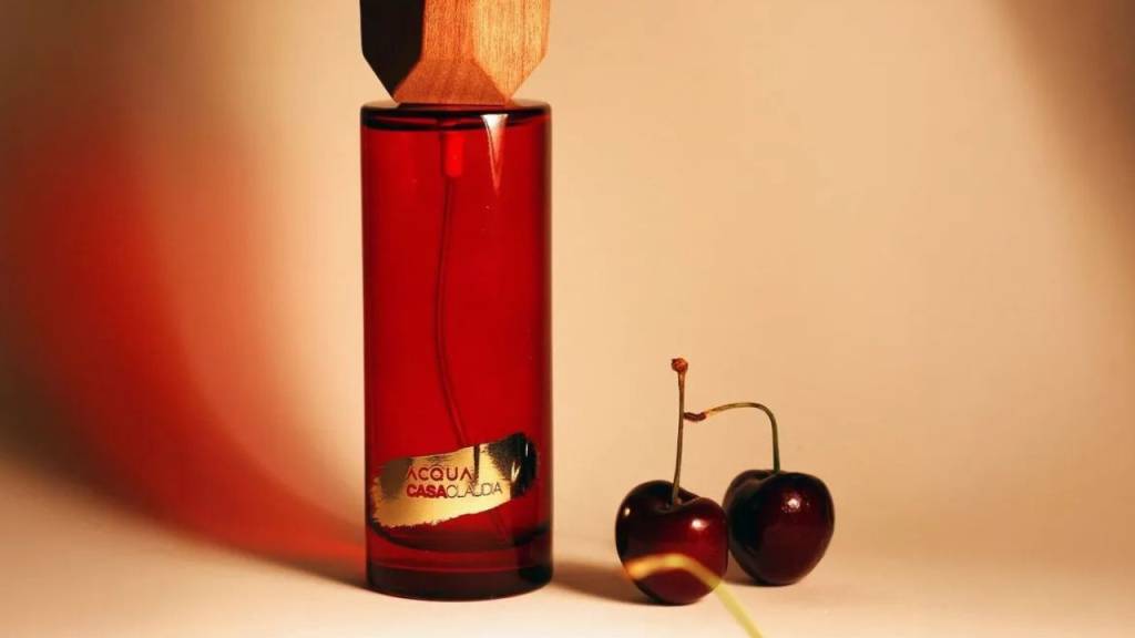 Casa Claudia lança coleção de perfumaria para casa com Acqua Aroma