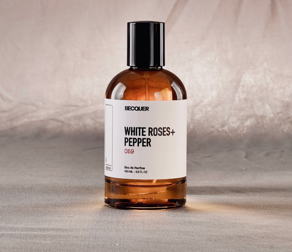 White Roses + Pepper, de Becquer