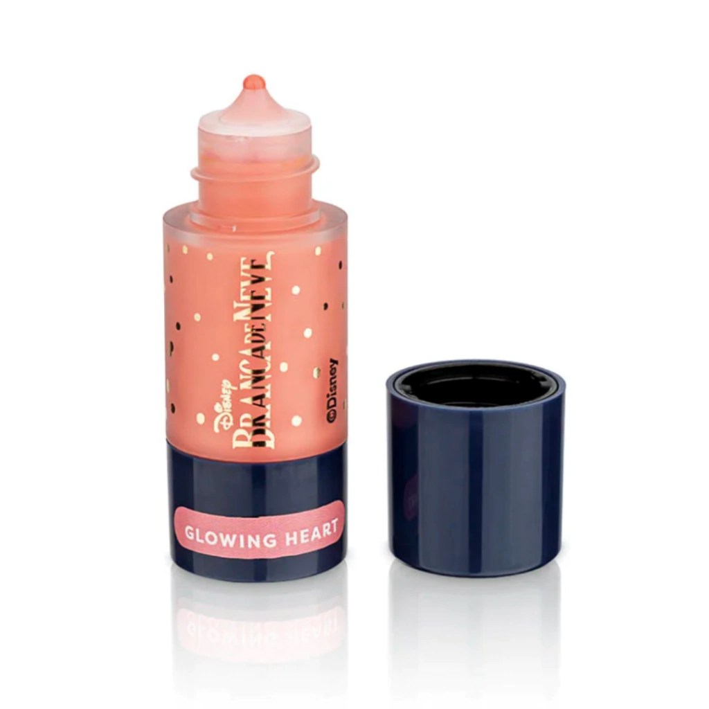 Imagem de blush rosa coral da Fenzza em embalagem da Branca de Neve.