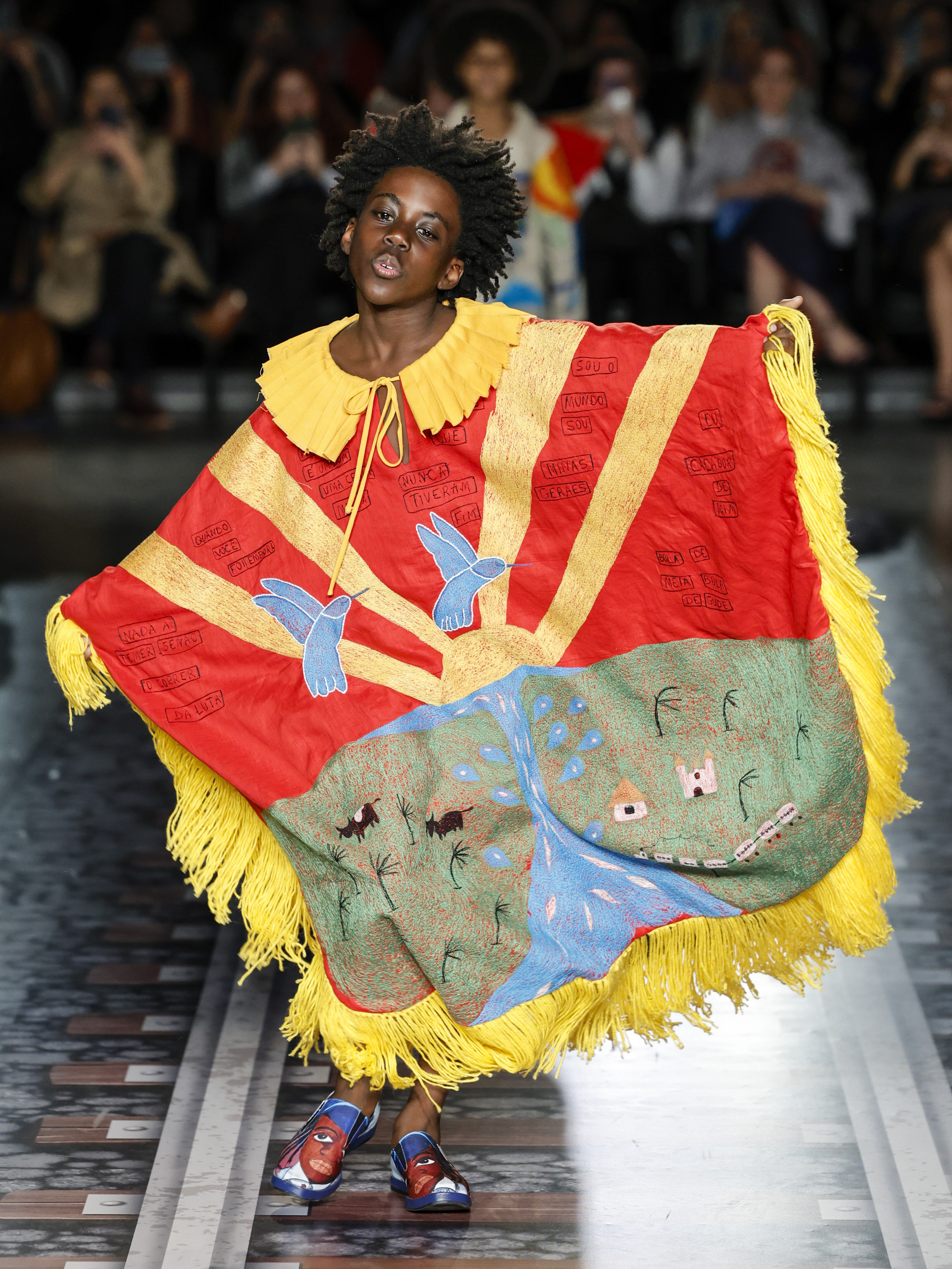 Desfile de Ronaldo Fraga na SPFW N60