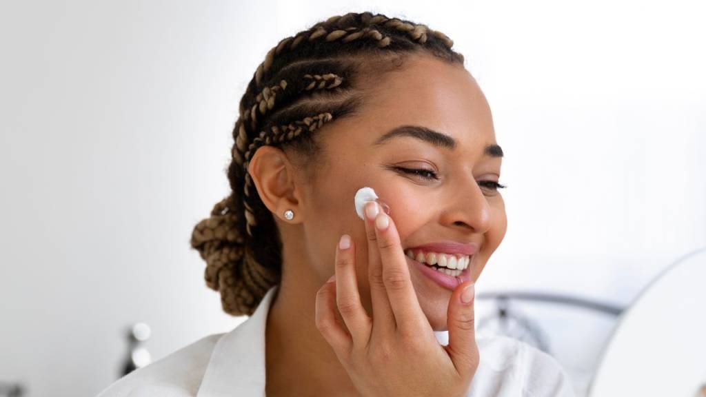 Manchas e melasma: 4 ativos que funcionam de verdade e como usar