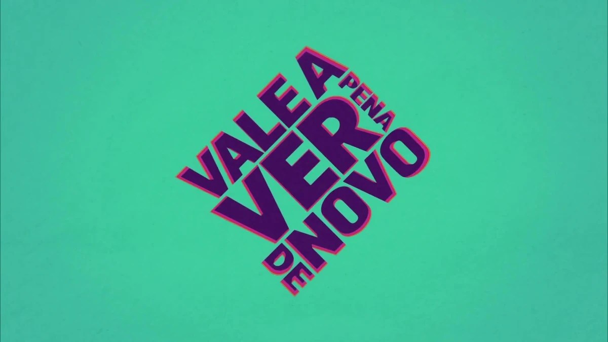 Logo do Vale a Pena Ver de Novo em fundo verde, programa da TV Globo que reprisará a novela Rainha da Sucata.