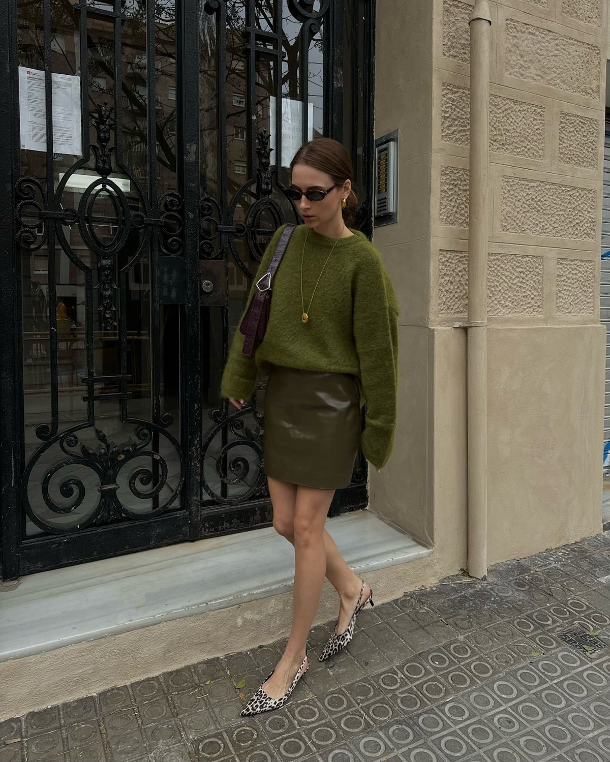 Inspira&ccedil;&otilde;es de looks com verde-oliva
