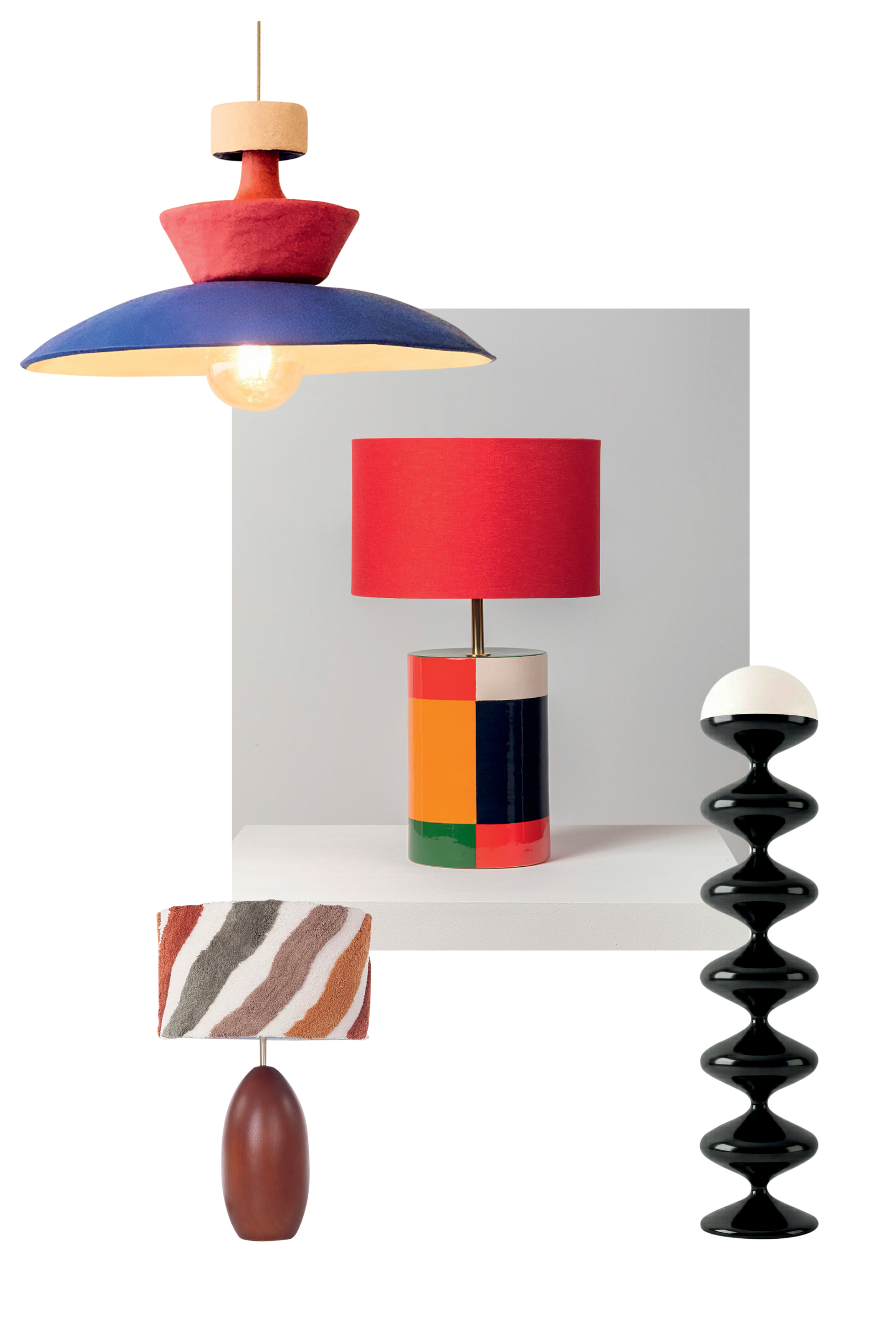 Vitrine de lumin&aacute;rias bem diferentes e coloridas
