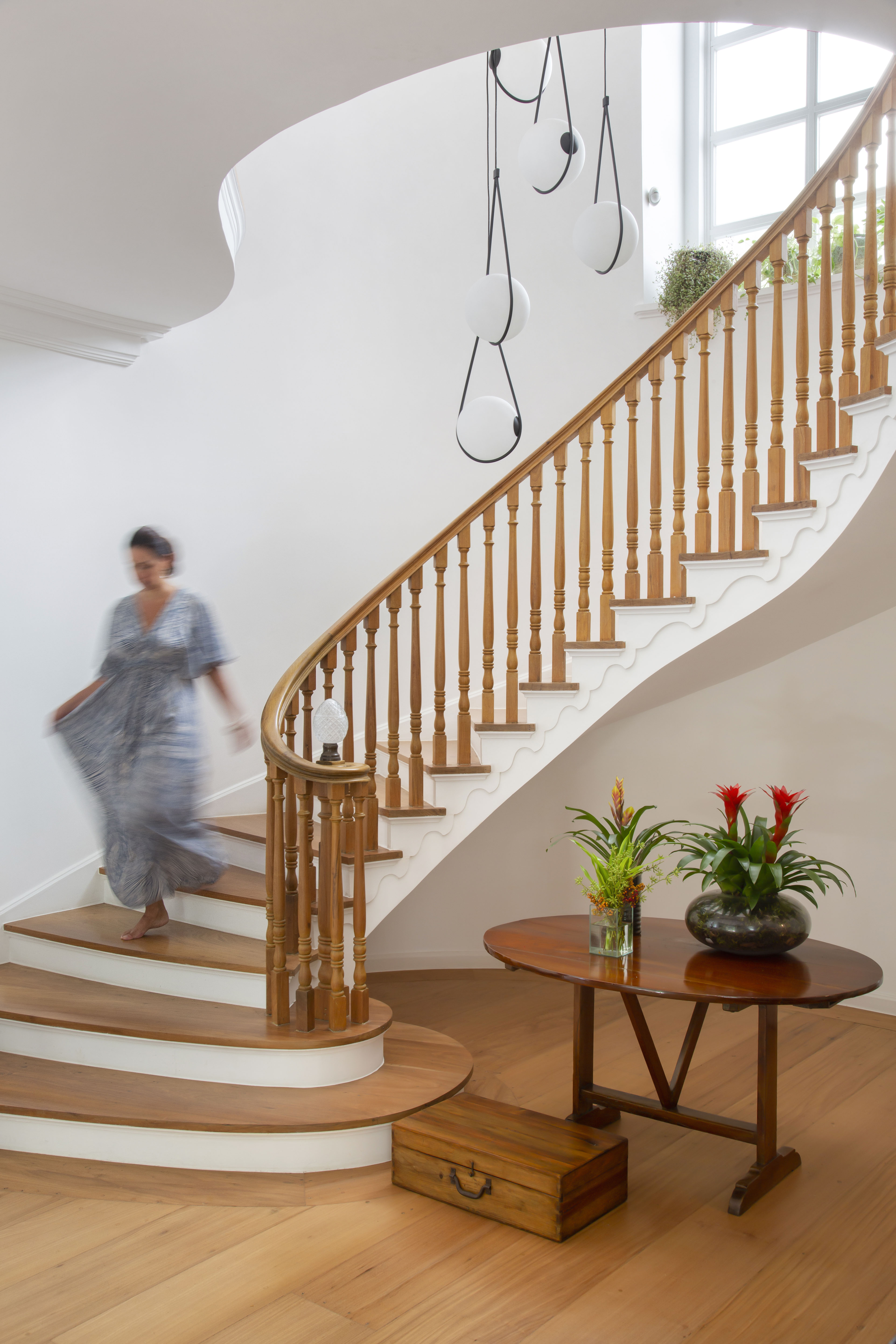 Como renovar o d&eacute;cor da escada sem reforma e barato