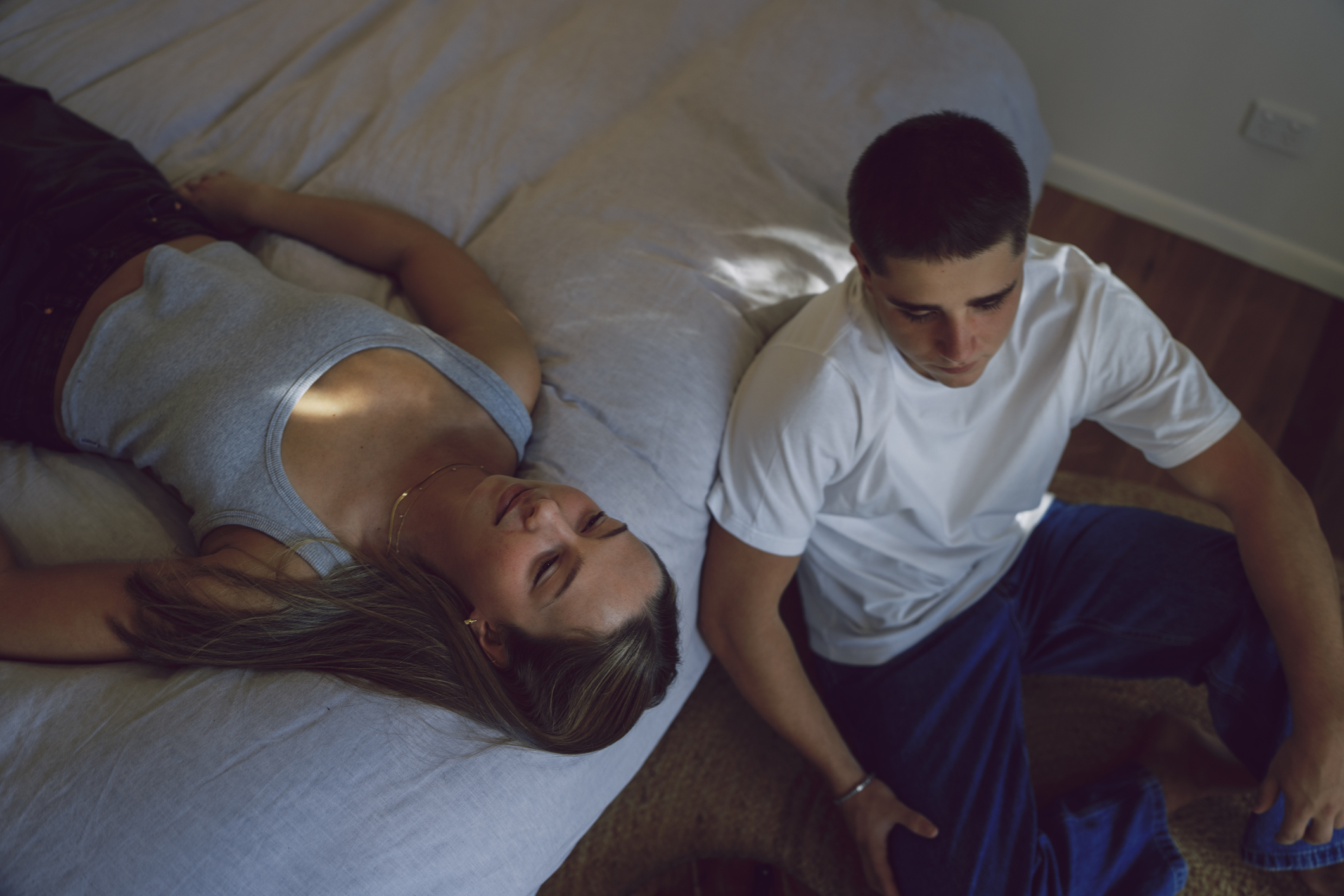 Eu, você e a multidão que inventamos para aplacar o tédio