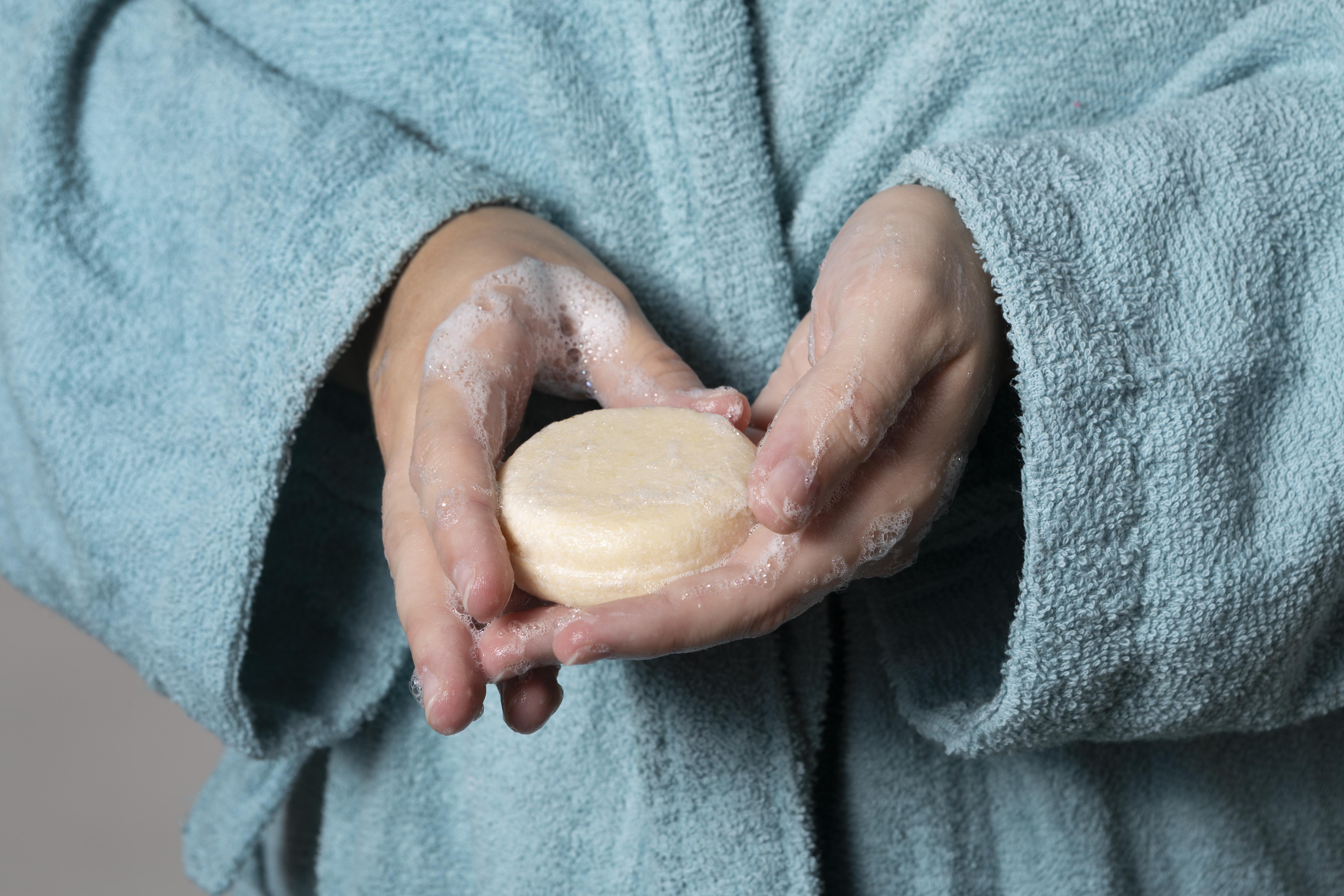 7 sabonetes em barra ultraperfumados para ficar cheirosa do dia à noite
