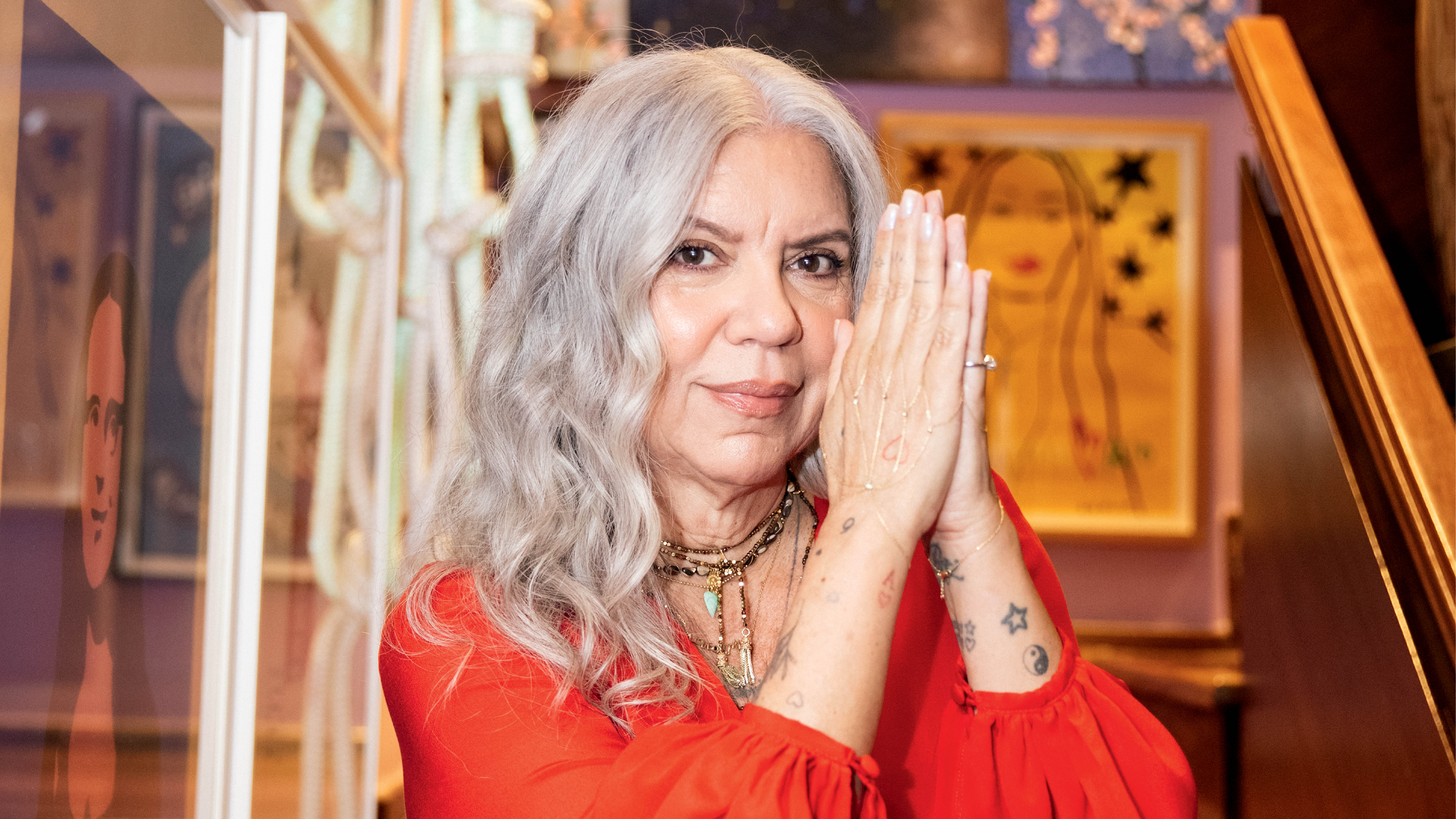 Linda à vera: Astrid Fontenelle fala sobre estilo, cabelos brancos e novo projeto 45+